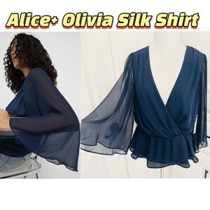 Alice + Olivia Silk‎ Navy Top S